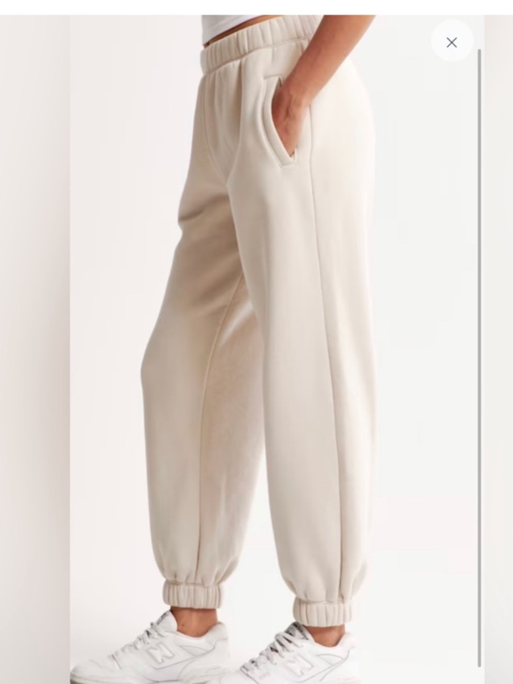 Abercrombie & Fitch Essential Oversized Sunday Sweatpants - Picture 3 of 11